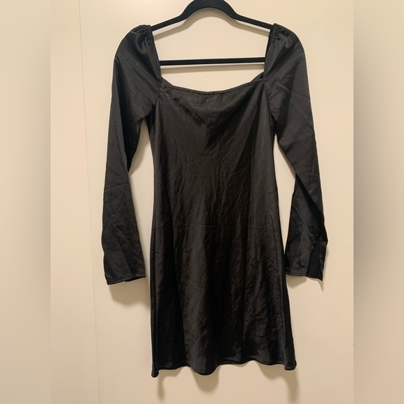 NWT Princess Polly Star Power Black Mini Dress Size 2 - Picture 3 of 3